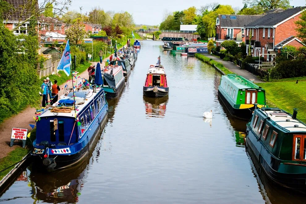 Canal Traders